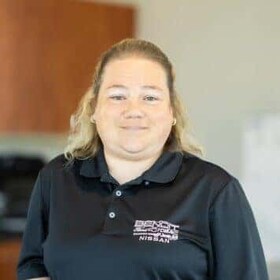 Staff member Lisa Furlong from ID_42d316