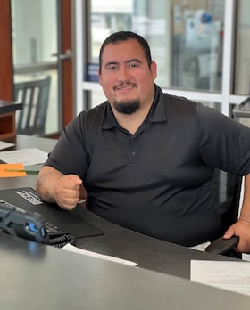 Staff member Rudy Orosco from ID_42d316