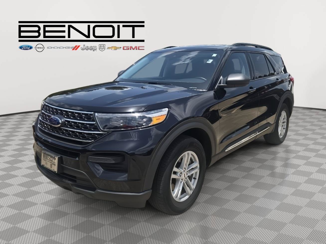 2022 Ford Explorer XLT 4WD's photo