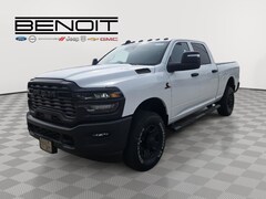 2026 Ram 2500 TRADESMAN CREW CAB 4X4 6'4 BOX Pickup