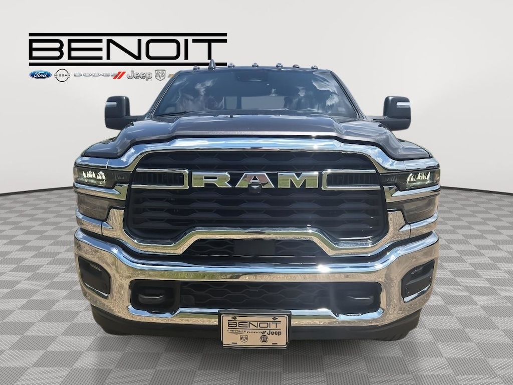 New 2026 Ram 2500 TRADESMAN CREW CAB 4X4 6'4 BOX Pickup