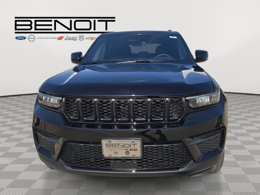 New 2025 Jeep Grand Cherokee ALTITUDE 4X2 Sport Utility