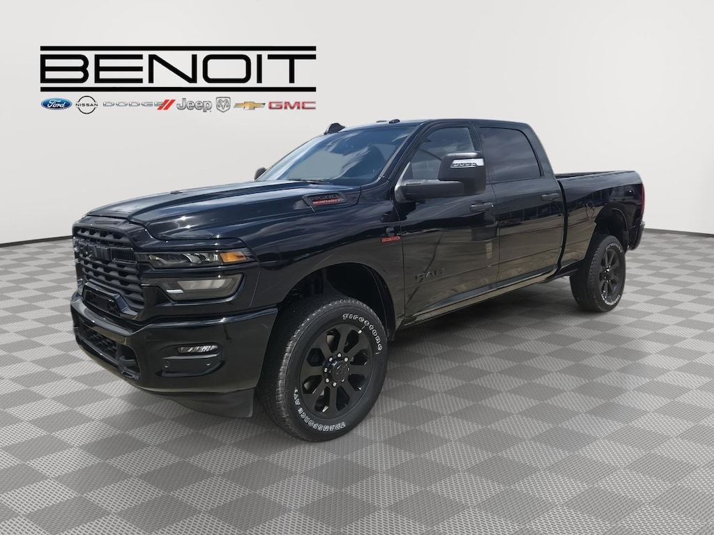 New 2025 Ram 2500 BIG HORN CREW CAB 4X4 6'4 BOX Pickup