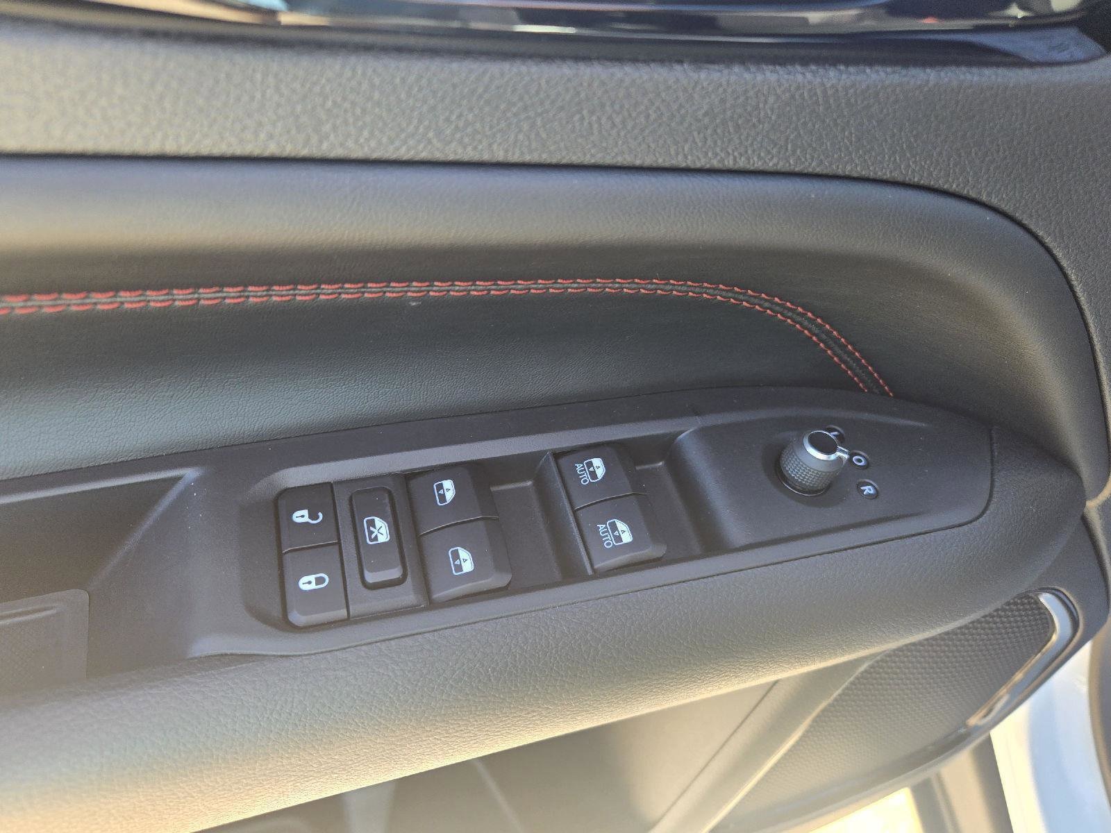 2026 Jeep Compass Trailhawk - Photo 13