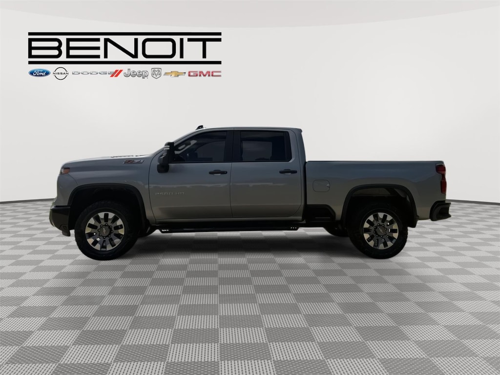 Used 2024 Chevrolet Silverado 2500 HD Custom Truck
