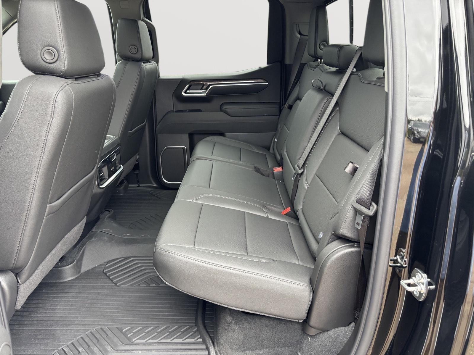 2026 Chevrolet Silverado 1500 LTZ - Photo 20