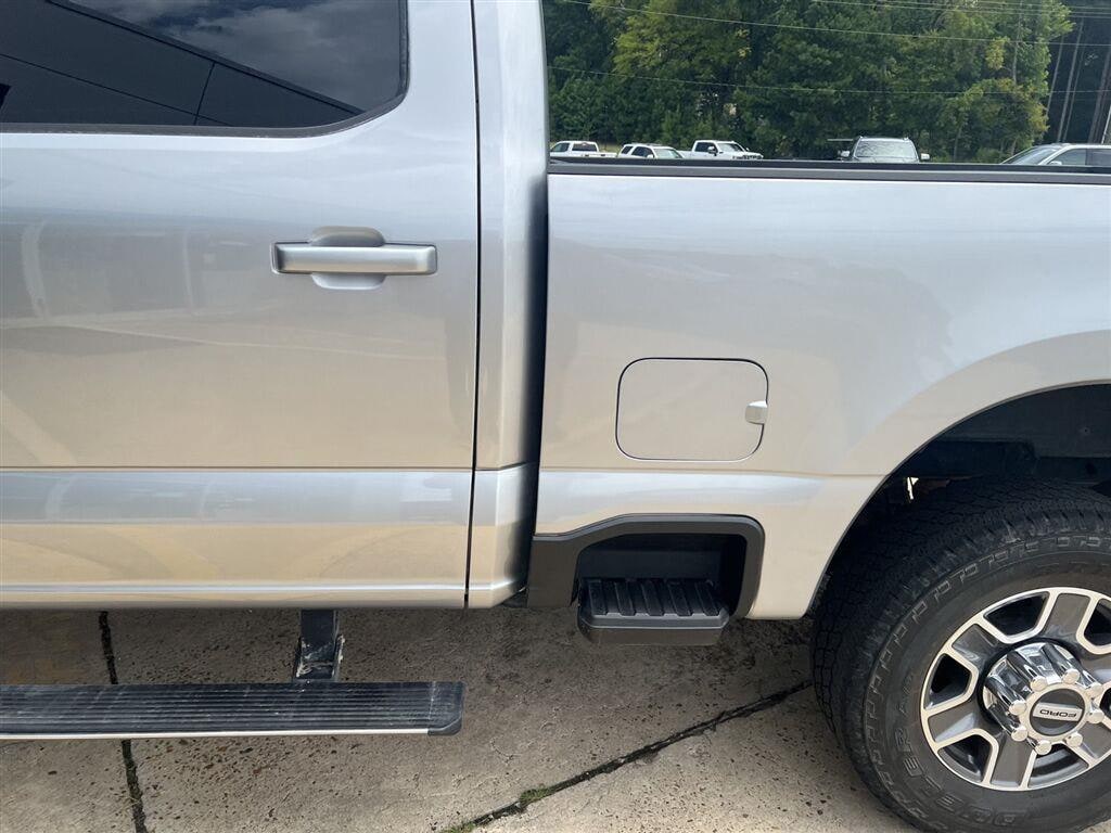 Used 2023 Ford F-250 Lariat Truck