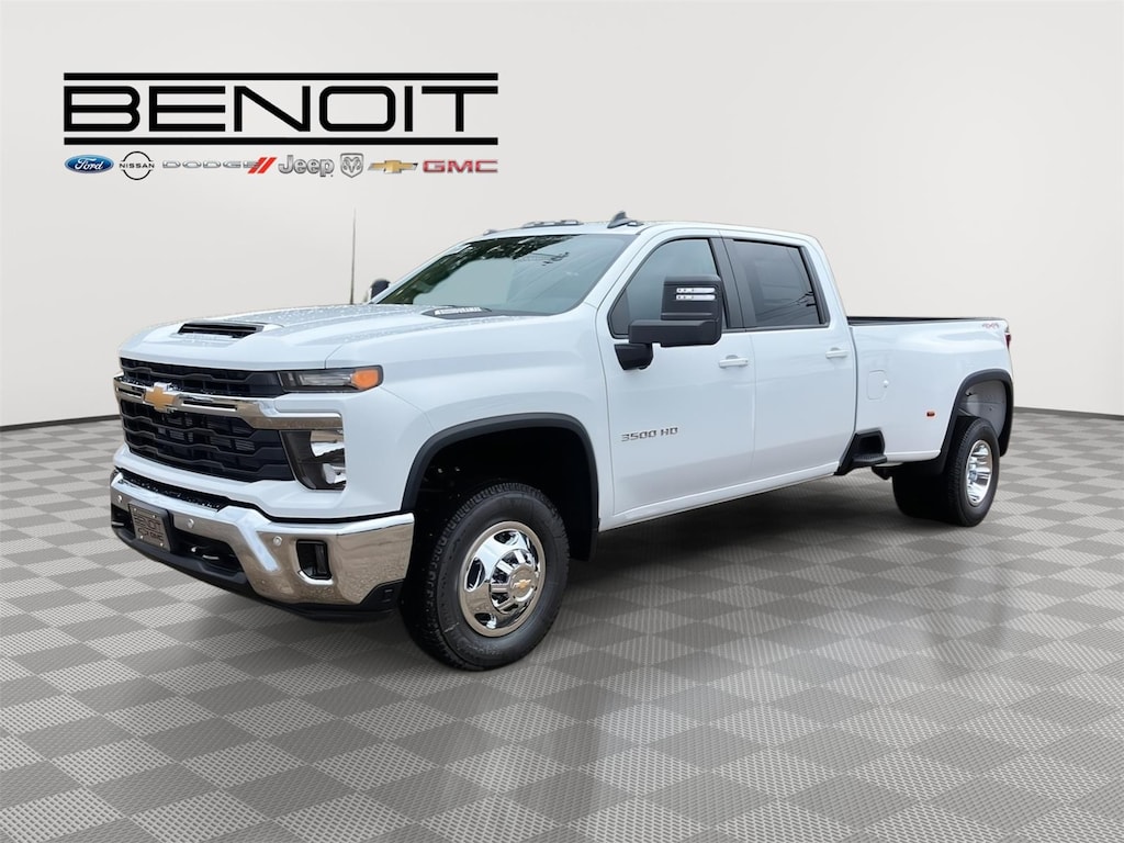 New 2026 Chevrolet Silverado 3500 HD LT DRW Truck