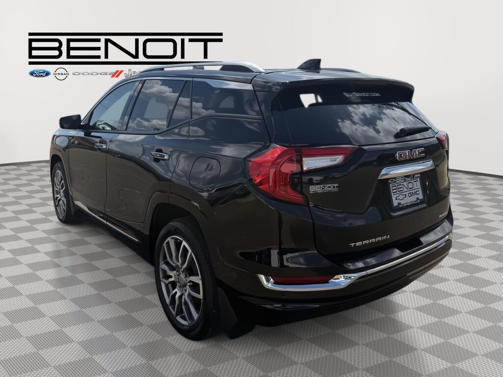 Used 2024 GMC Terrain Denali SUV