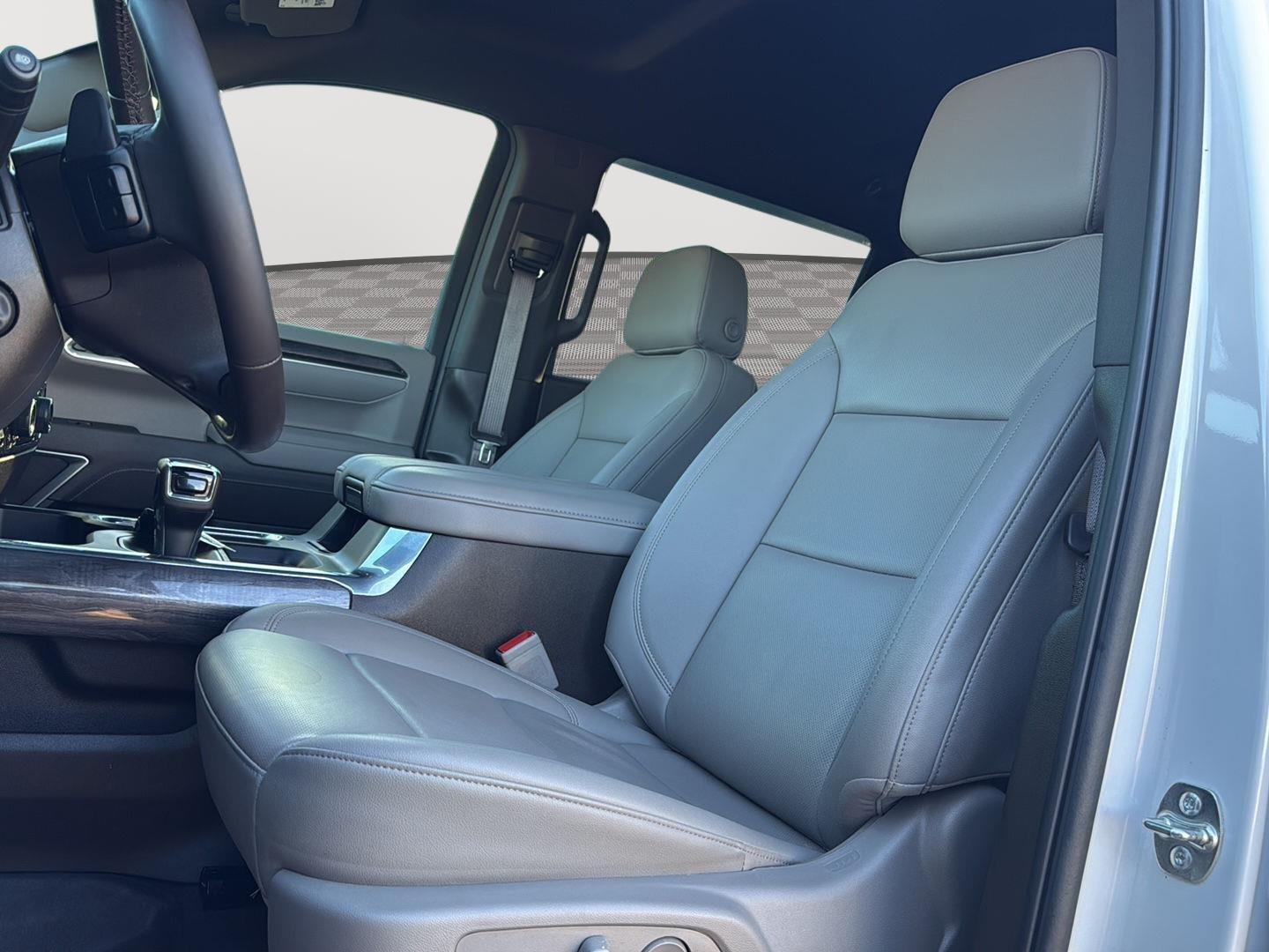 2026 Chevrolet Silverado 1500 LTZ - Photo 9