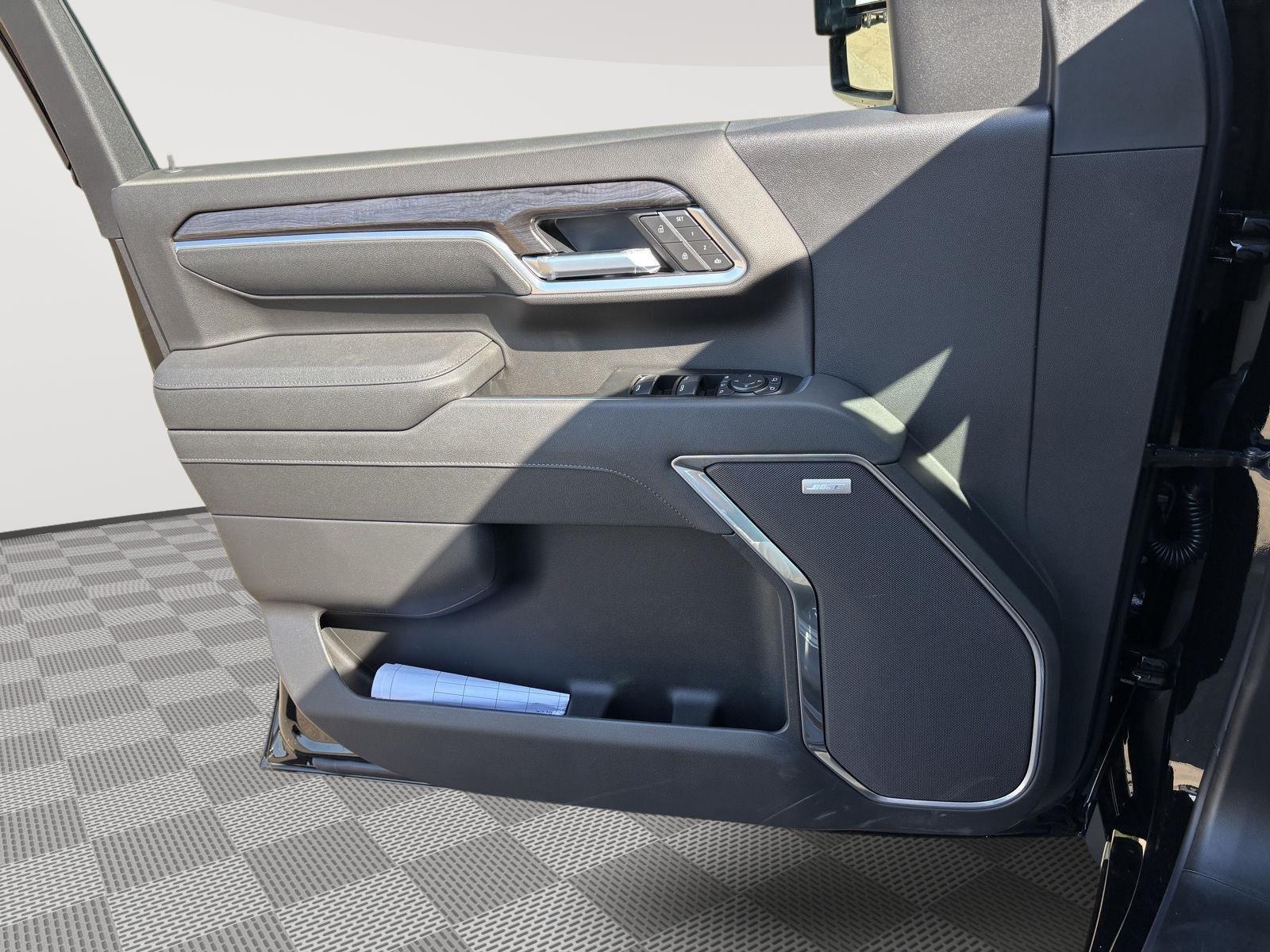 2026 Chevrolet Silverado 2500 HD LTZ - Photo 19