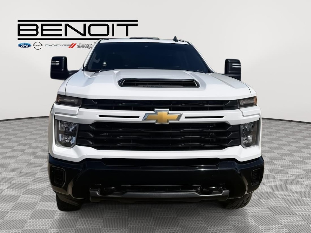 Used 2024 Chevrolet Silverado 2500 HD Custom Truck