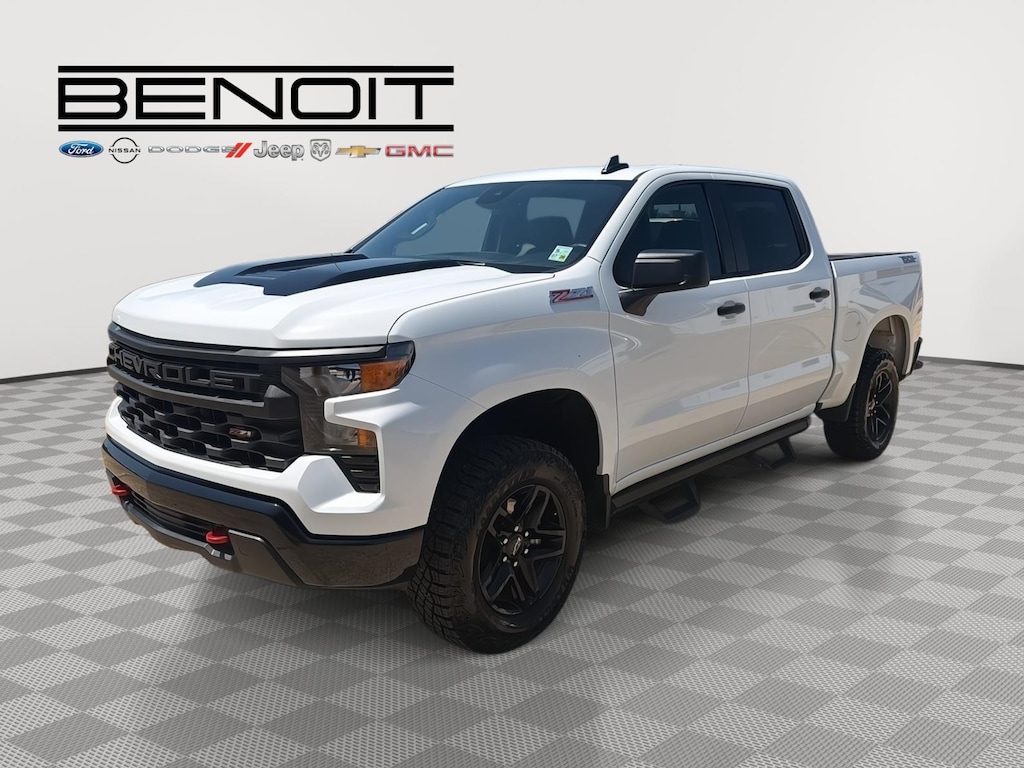 Used 2024 Chevrolet Silverado 1500 Custom Trail Boss Truck