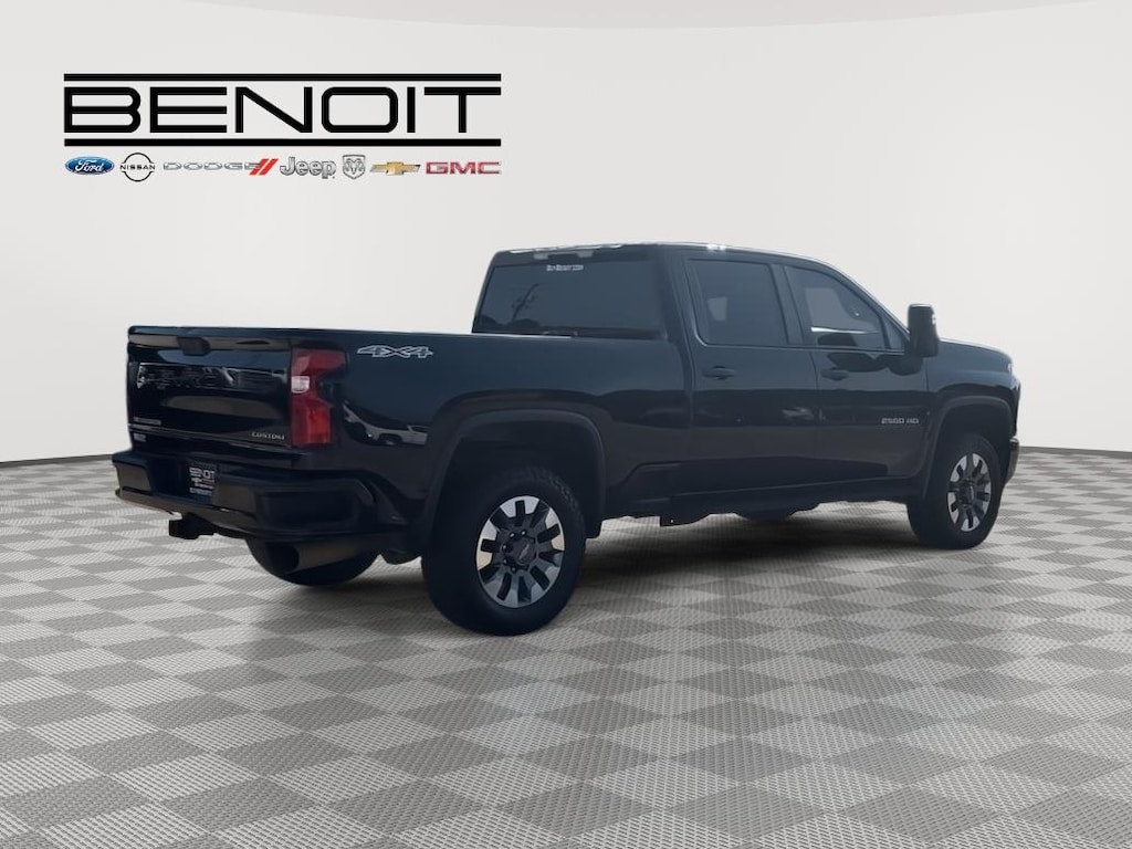 Used 2023 Chevrolet Silverado 2500 HD Custom Truck