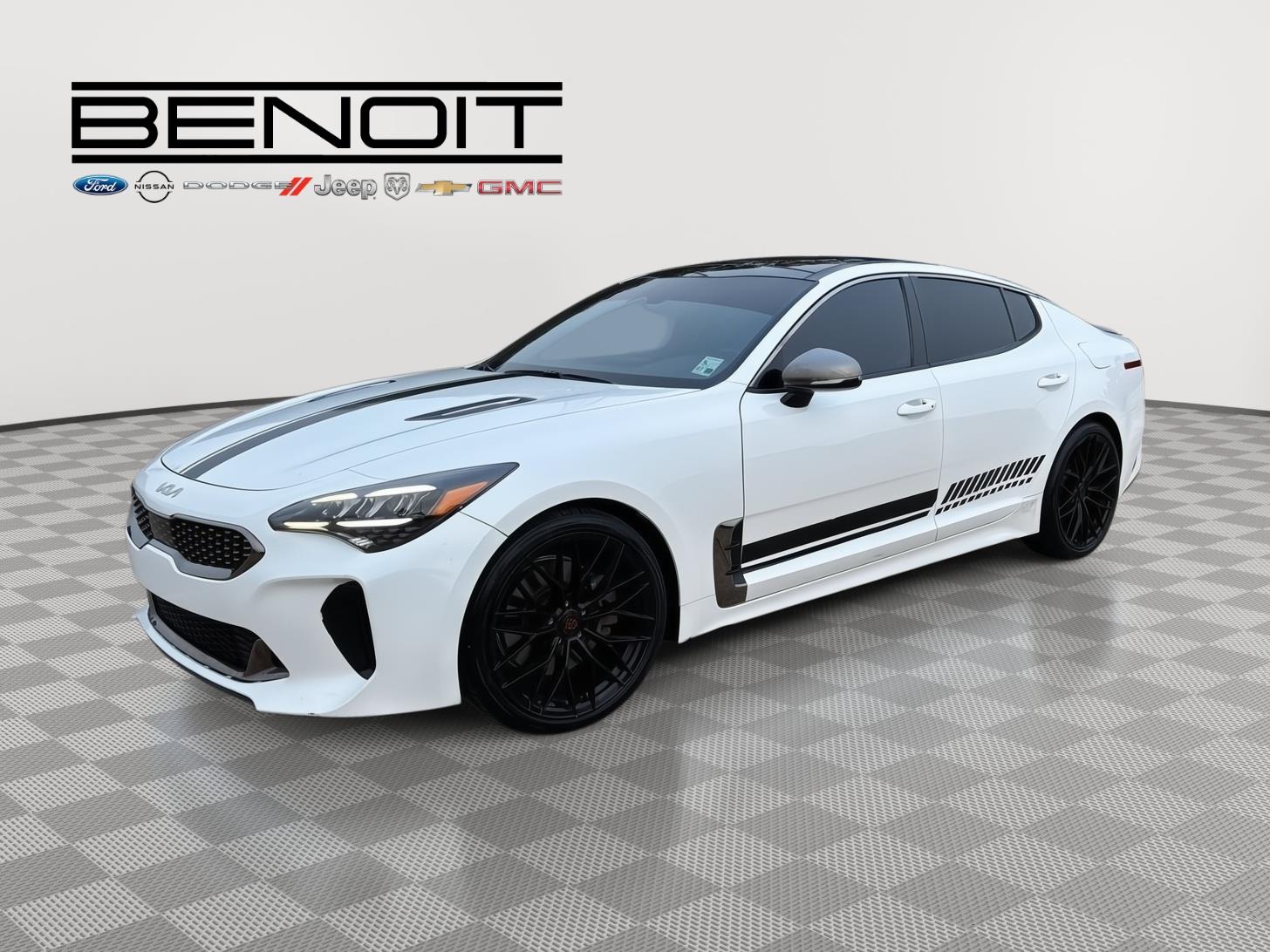 2022 Kia Stinger GT-Line's photo