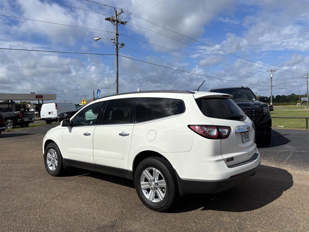 Used 2014 Chevrolet Traverse LT SUV