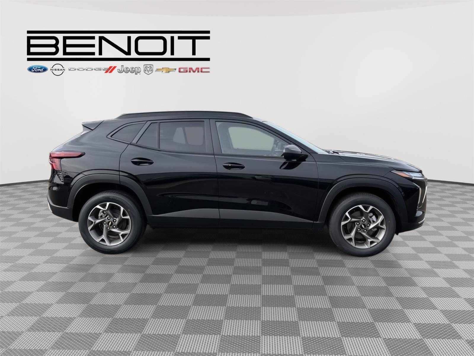 2026 Chevrolet Trax LT photo 4