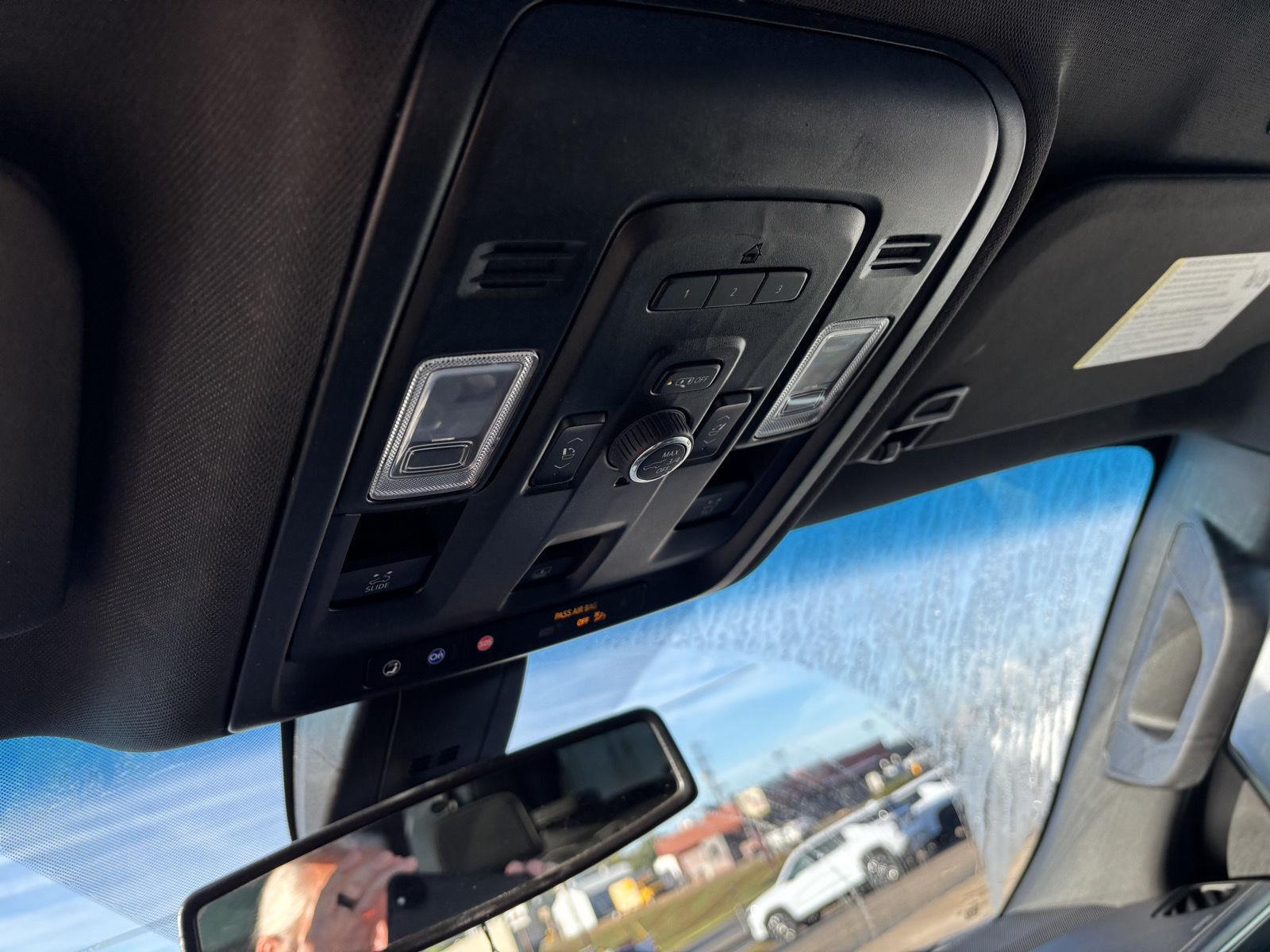 2022 GMC Yukon XL SLT - Photo 21