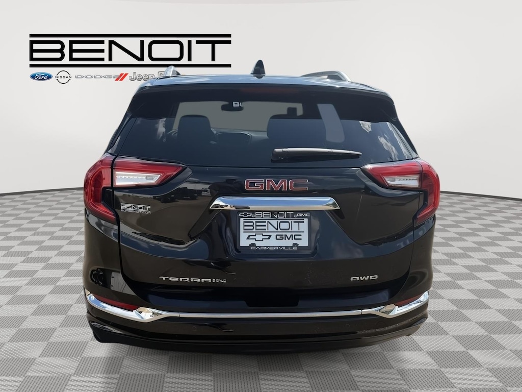 Used 2024 GMC Terrain Denali SUV