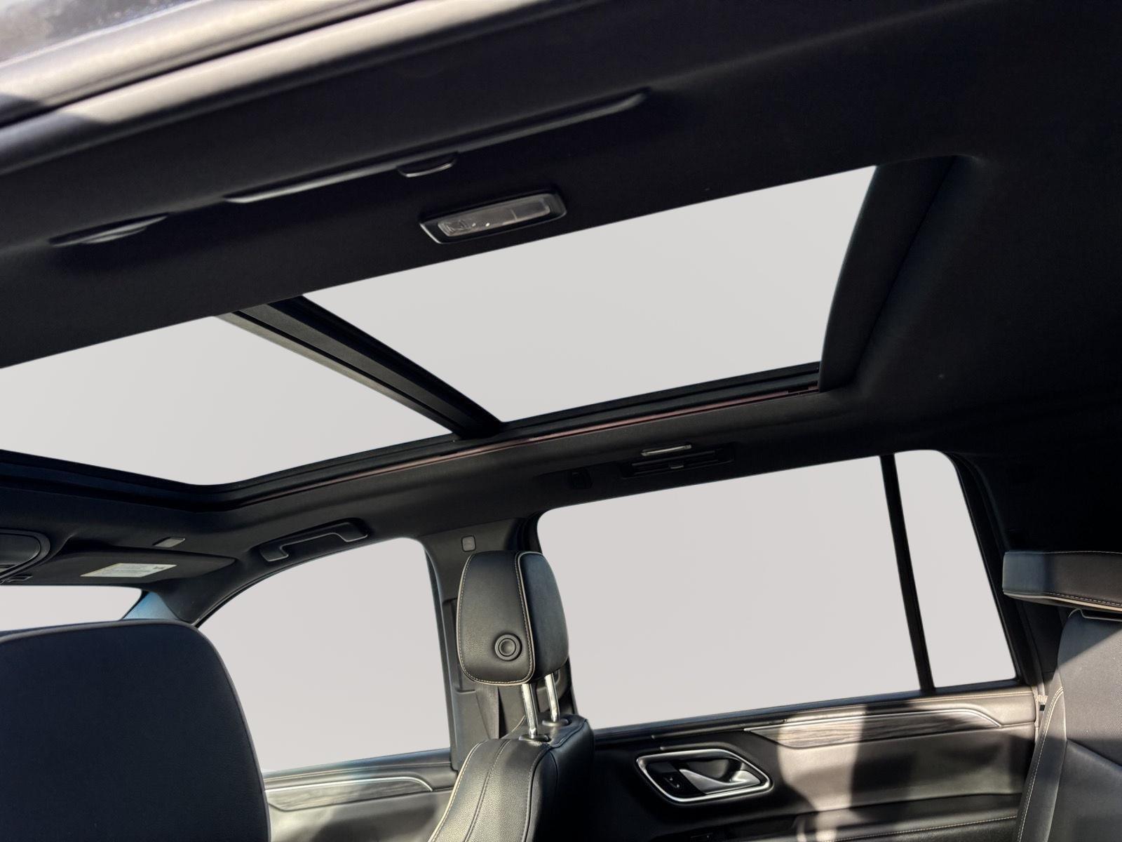 2022 GMC Yukon XL SLT - Photo 15