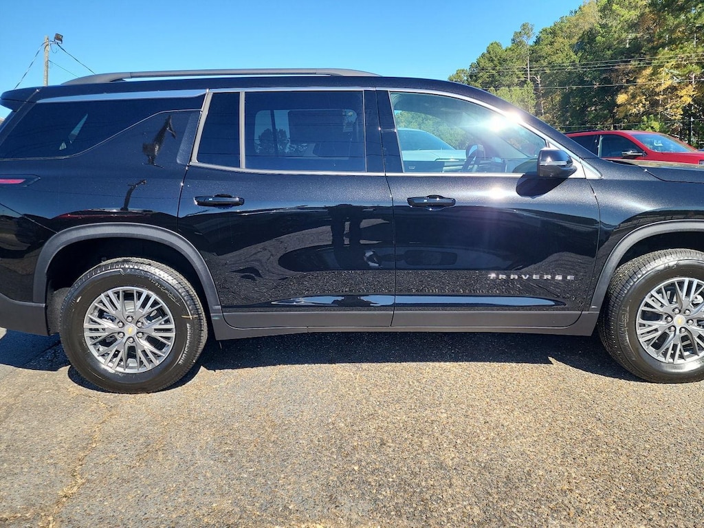 New 2026 Chevrolet Traverse LT SUV