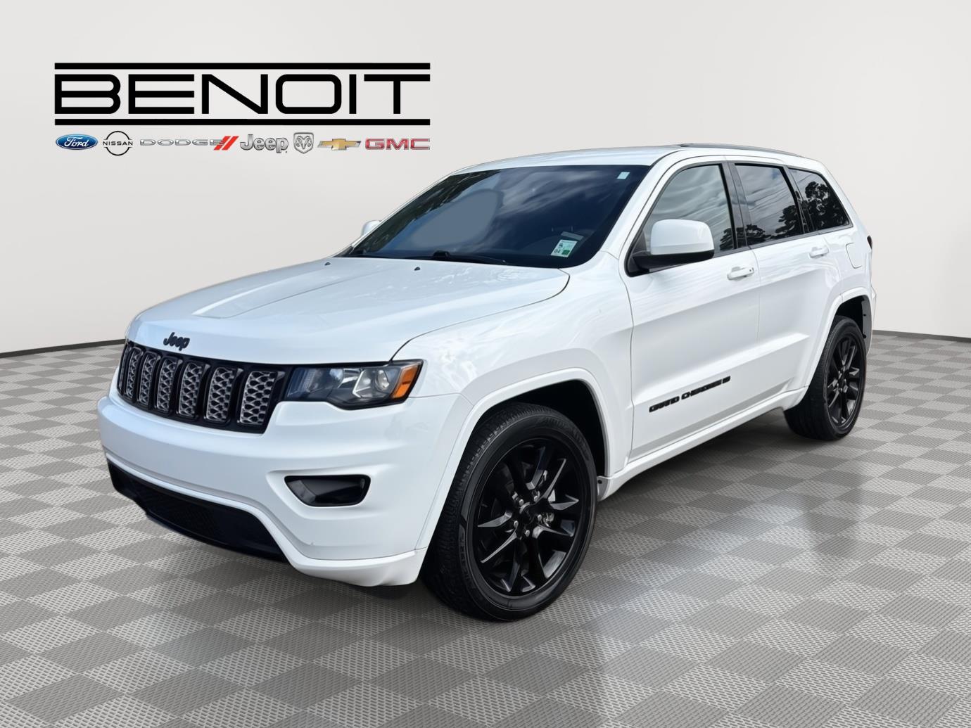 2022 Jeep Grand Cherokee WK Laredo X's photo