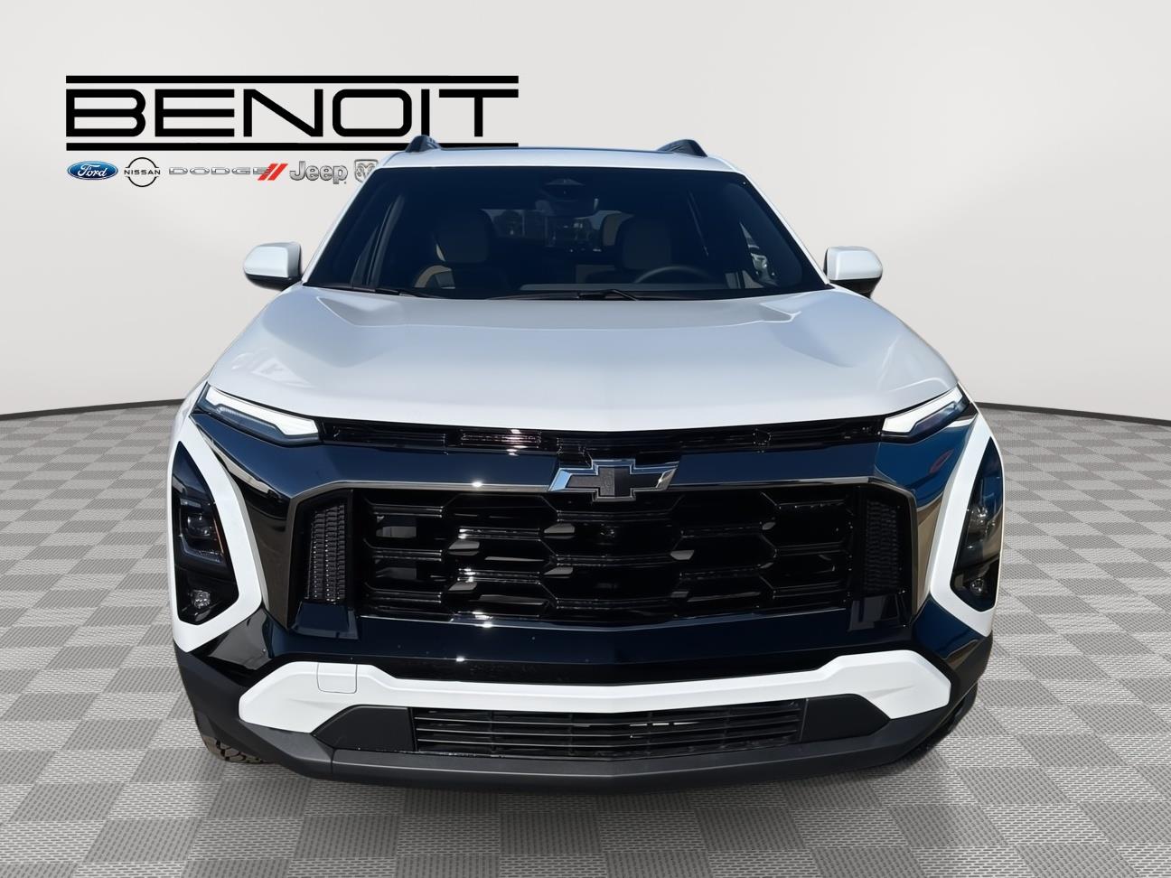 2026 Chevrolet Equinox ACTIV photo 2