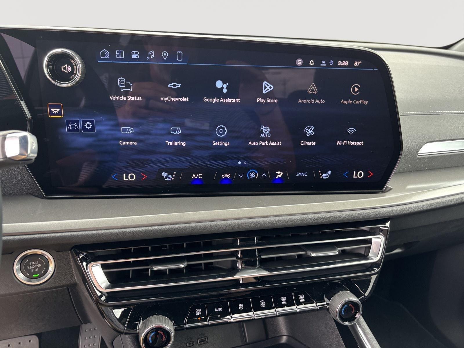 2026 Chevrolet Traverse LT - Photo 17