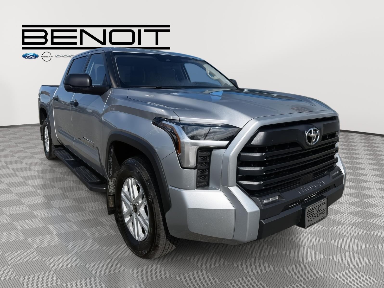 2024 Toyota Tundra SR5's photo