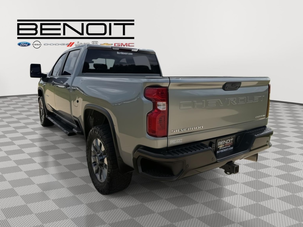 Used 2024 Chevrolet Silverado 2500 HD Custom Truck