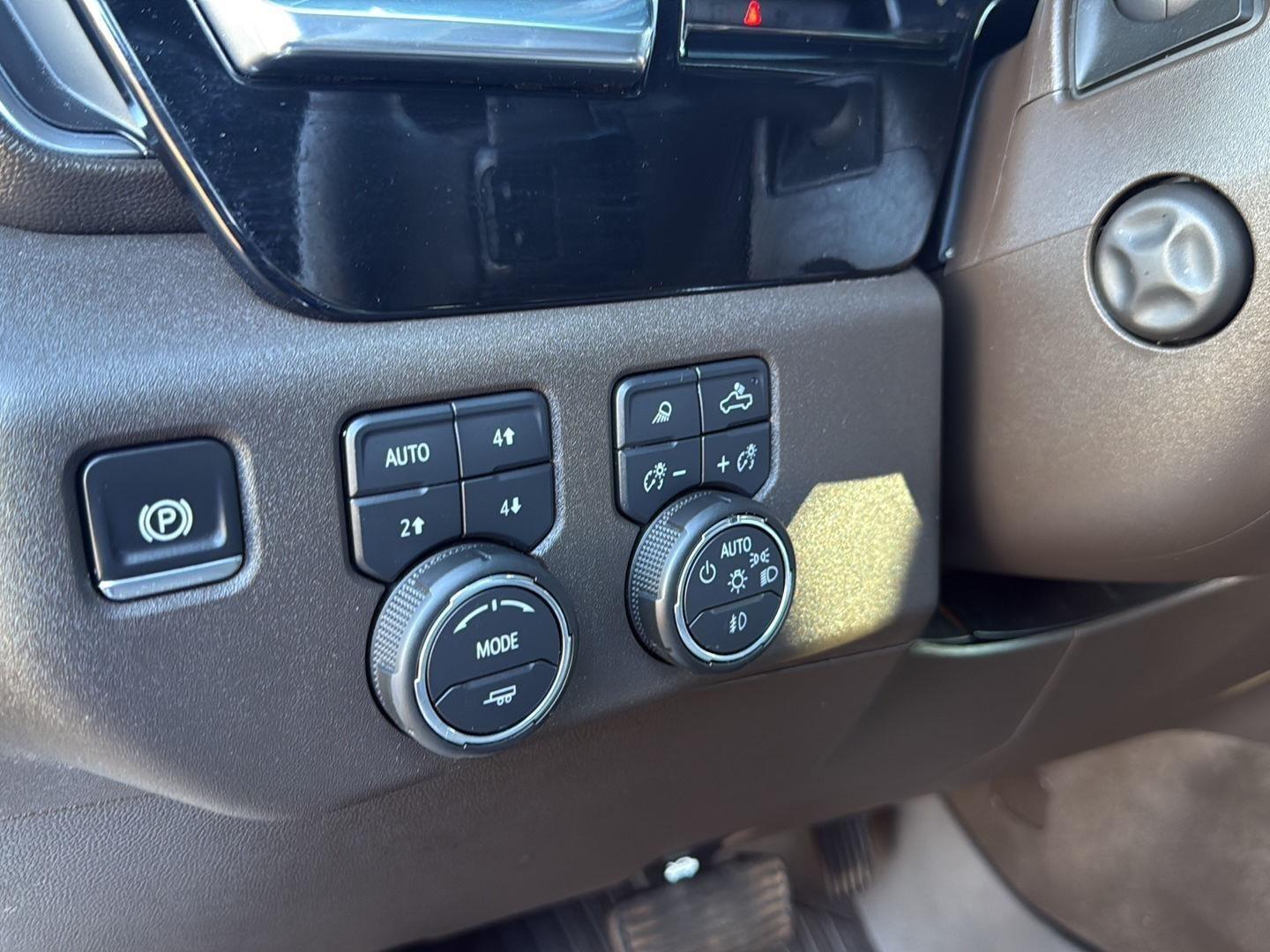 2026 Chevrolet Silverado 1500 LTZ - Photo 11