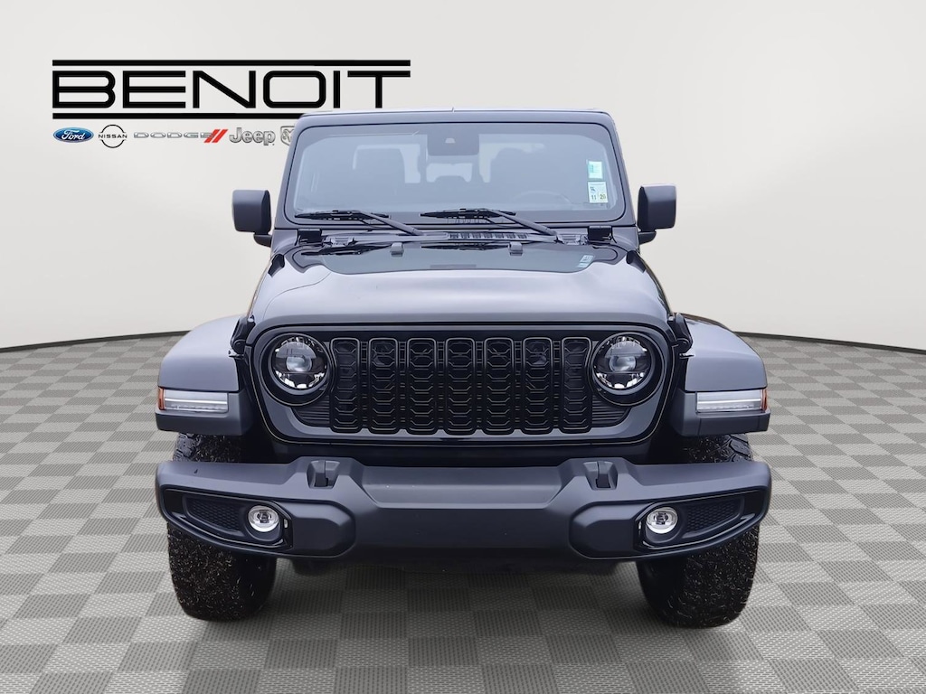 Used 2024 Jeep Gladiator Sport Truck Crew Cab