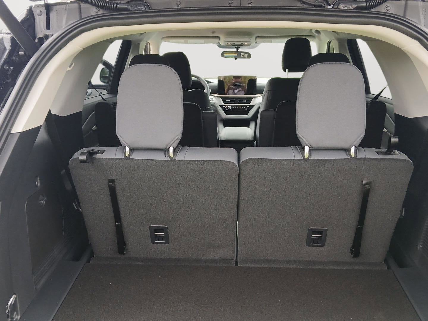 2026 Ford Explorer Tremor - Photo 21