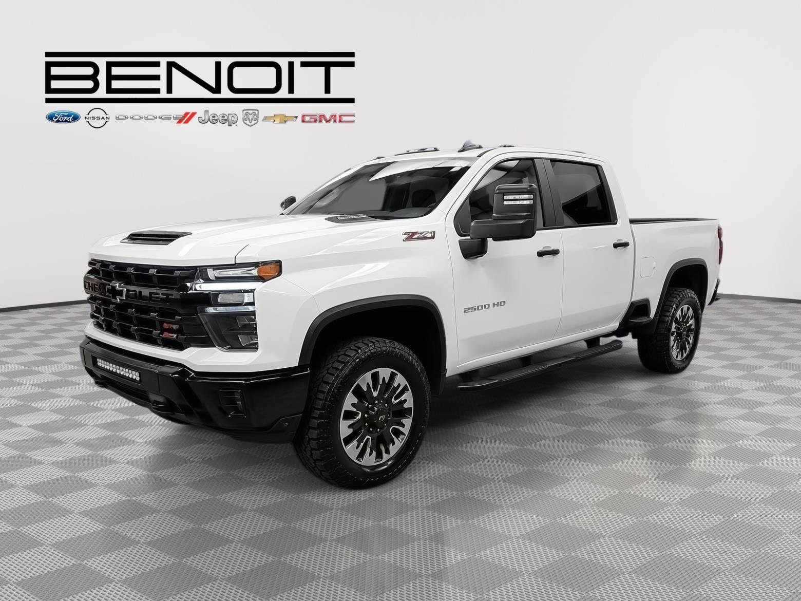 2024 Chevrolet Silverado HD Custom 4WD Crew Cab Standard Box's photo