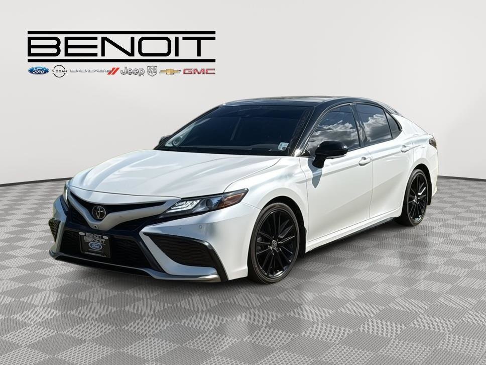 2024 Toyota Camry XSE's photo