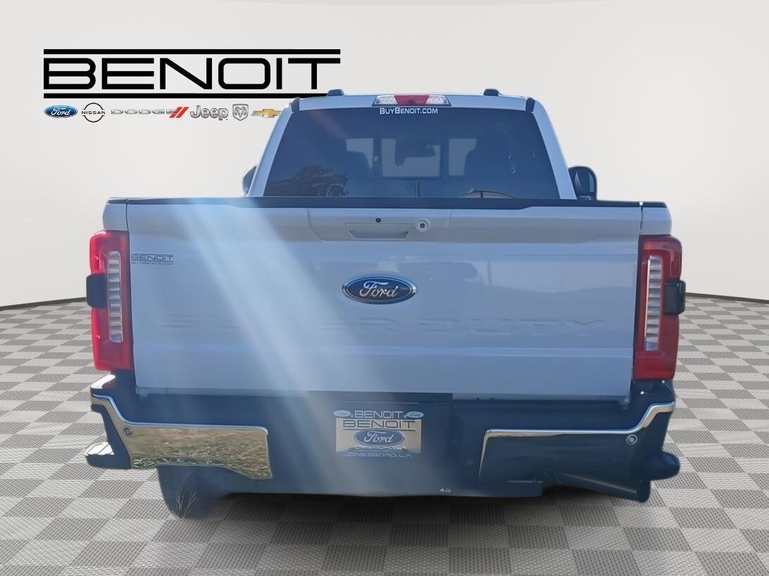 2026 Ford F-350 Super Duty XL - Photo 8
