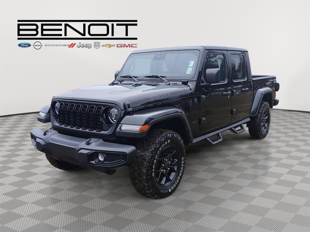 Used 2024 Jeep Gladiator Sport Truck Crew Cab