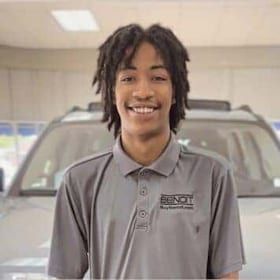 Staff member Elundre Barnett from ID_d616b3