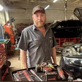 Staff member Gerald Perry from ID_e8a2e6