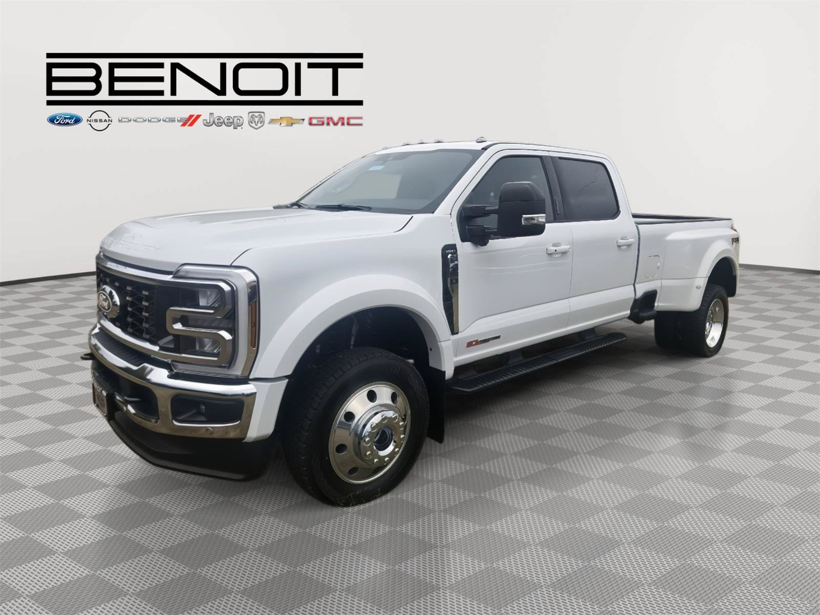 2027 Ford F-450 Truck Crew Cab 