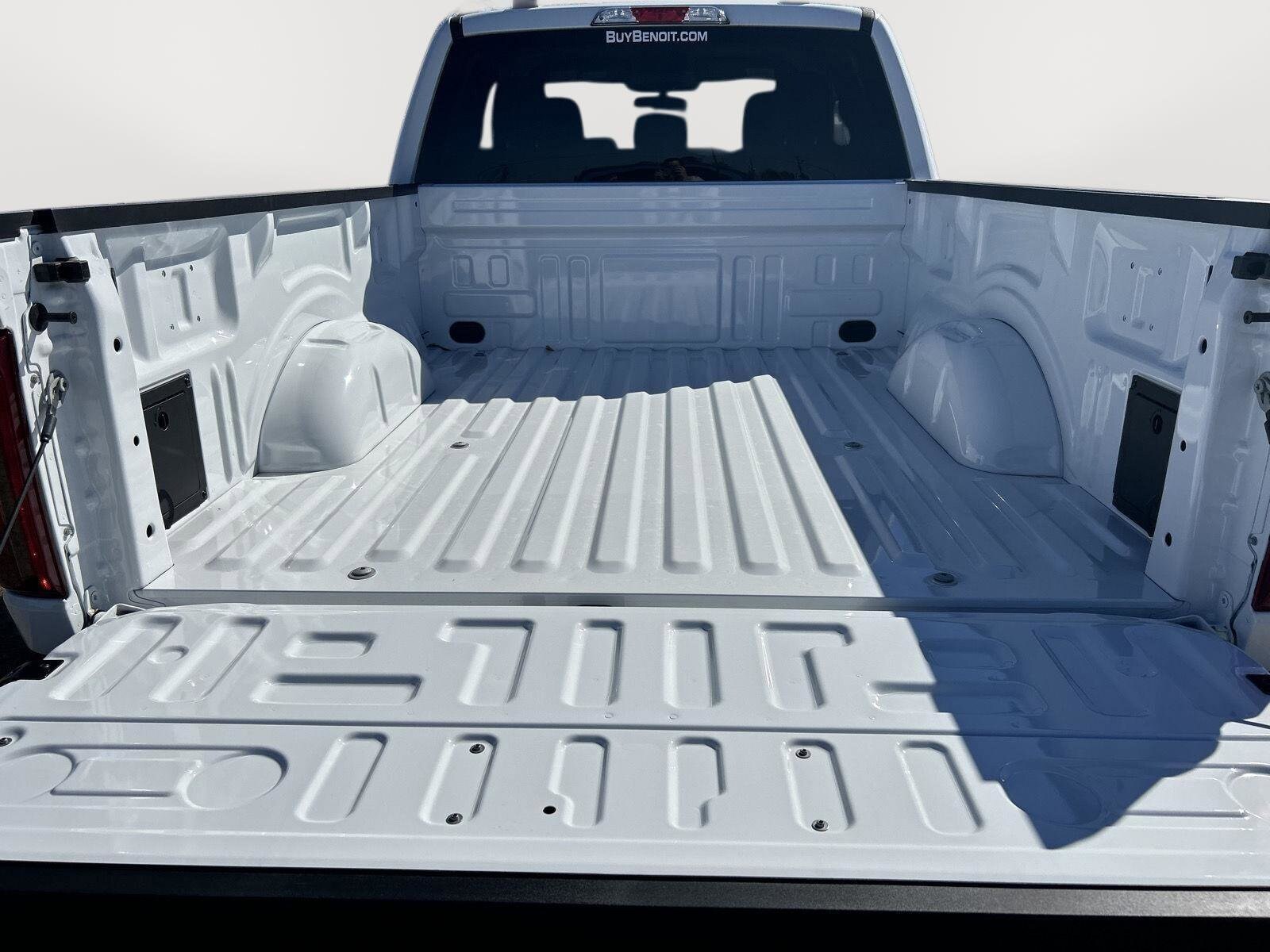 2025 Ford F-150 XLT - Photo 11