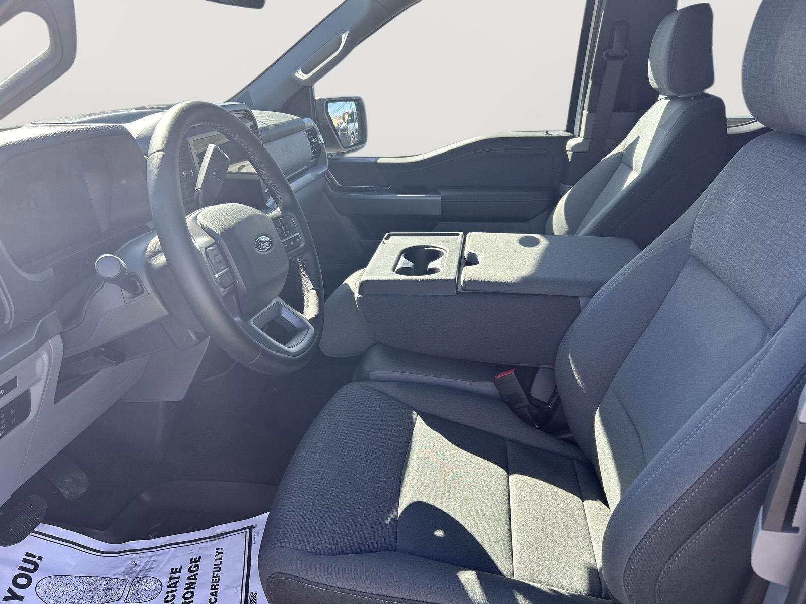 2025 Ford F-150 XLT - Photo 8