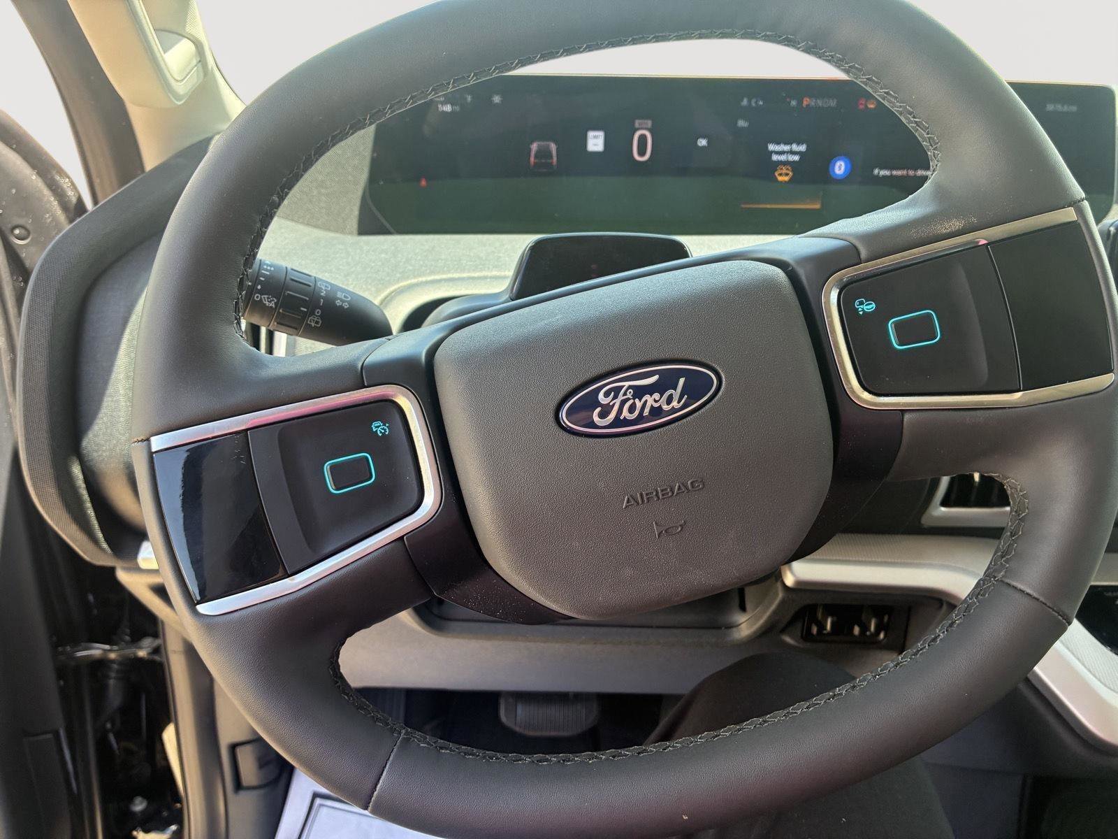 2026 Ford Expedition Active - Photo 10