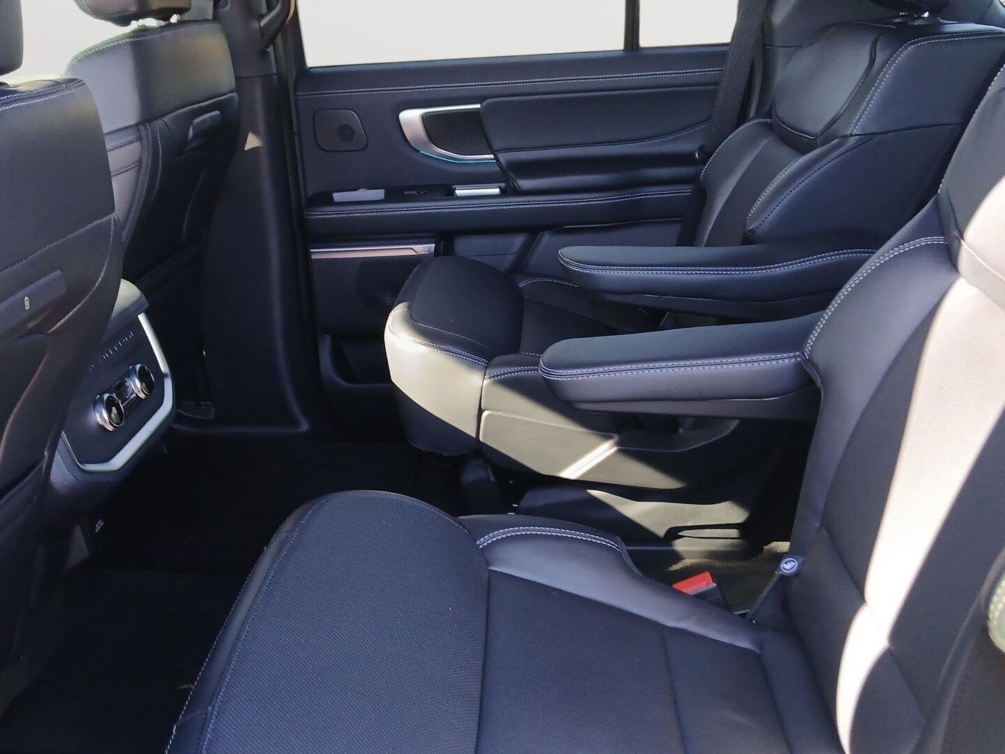 2025 Ford Expedition Platinum - Photo 22