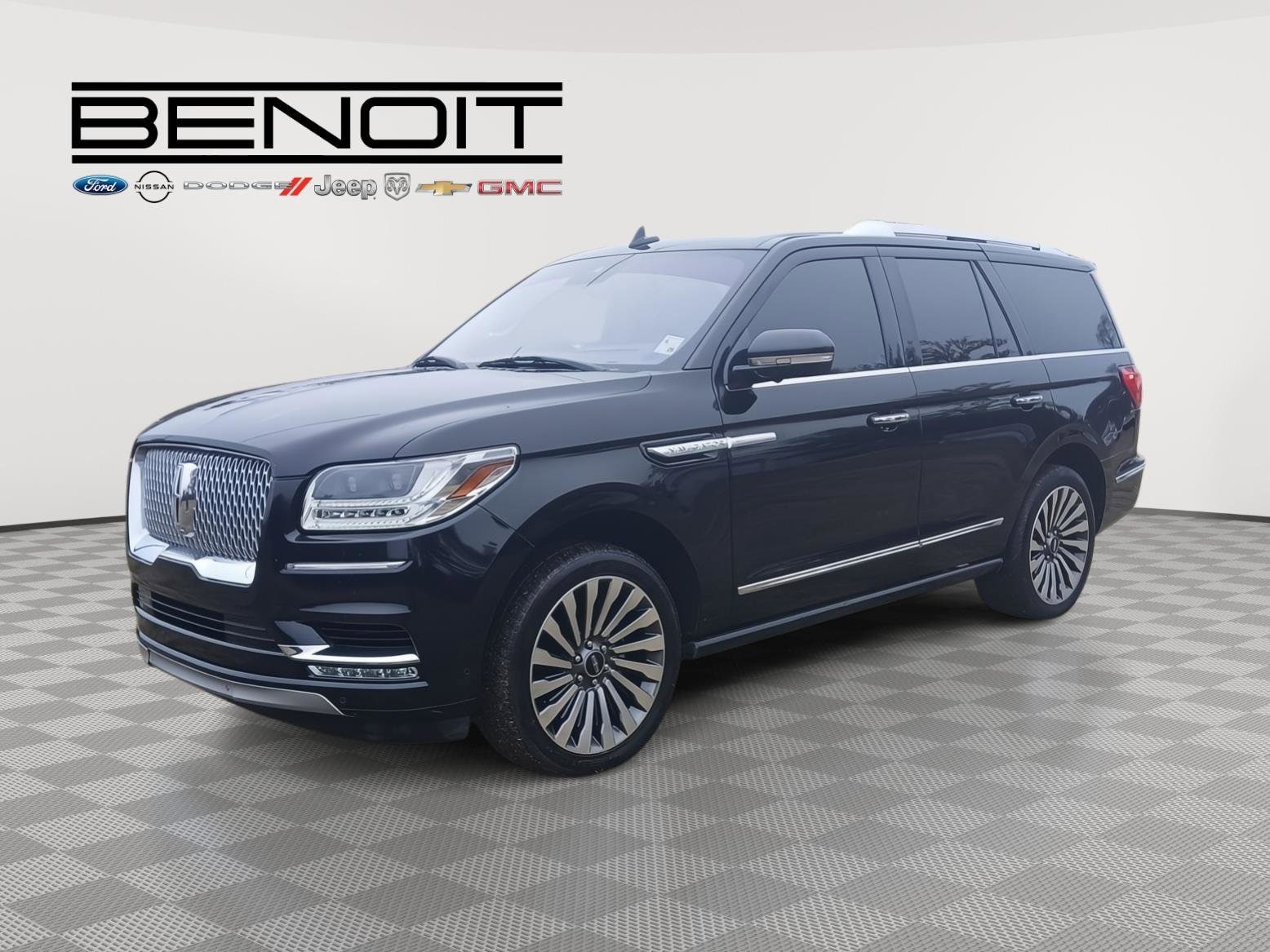 2019 Lincoln Navigator Reserve's photo