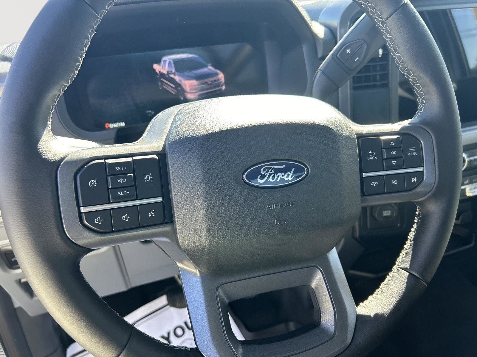 2025 Ford F-150 XLT - Photo 7