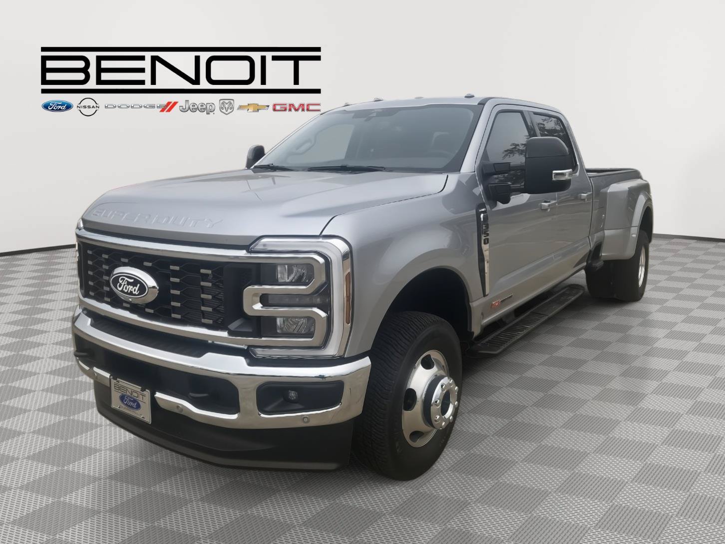 2027 Ford F-350 F-350&reg; Lariat&reg; Truck Crew Cab