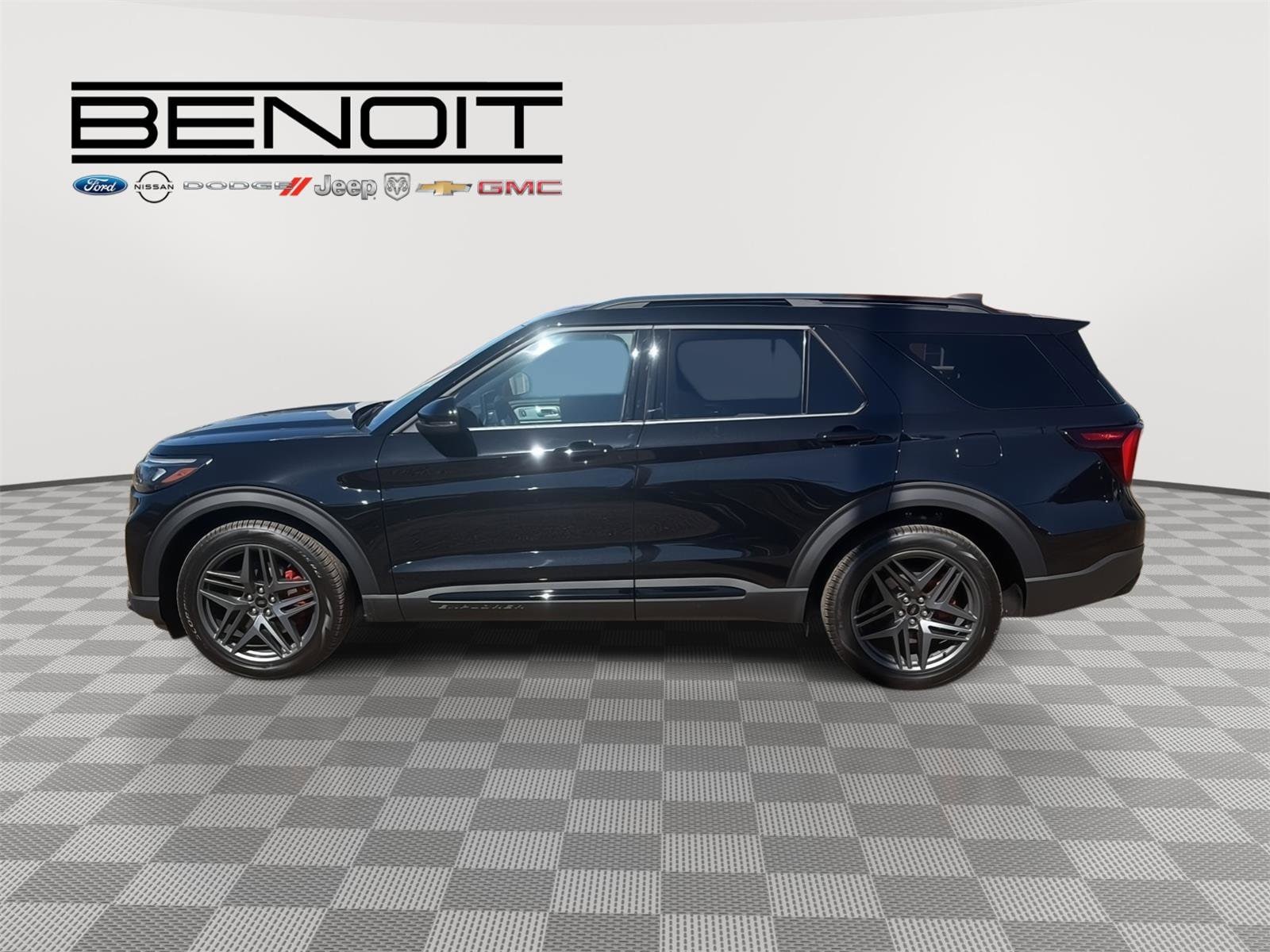 2026 Ford Explorer ST - Photo 8