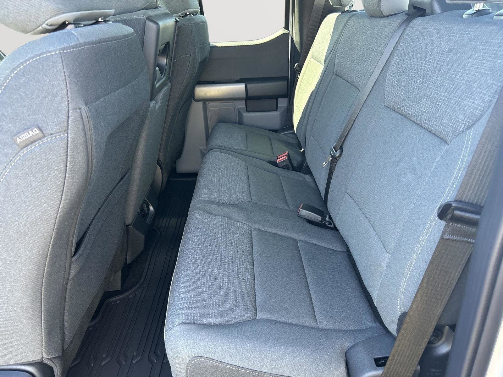 2025 Ford F-150 XLT - Photo 17