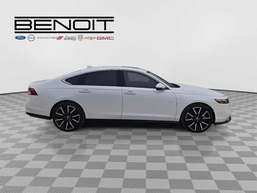 Used 2023 Honda Accord Hybrid Touring Sedan